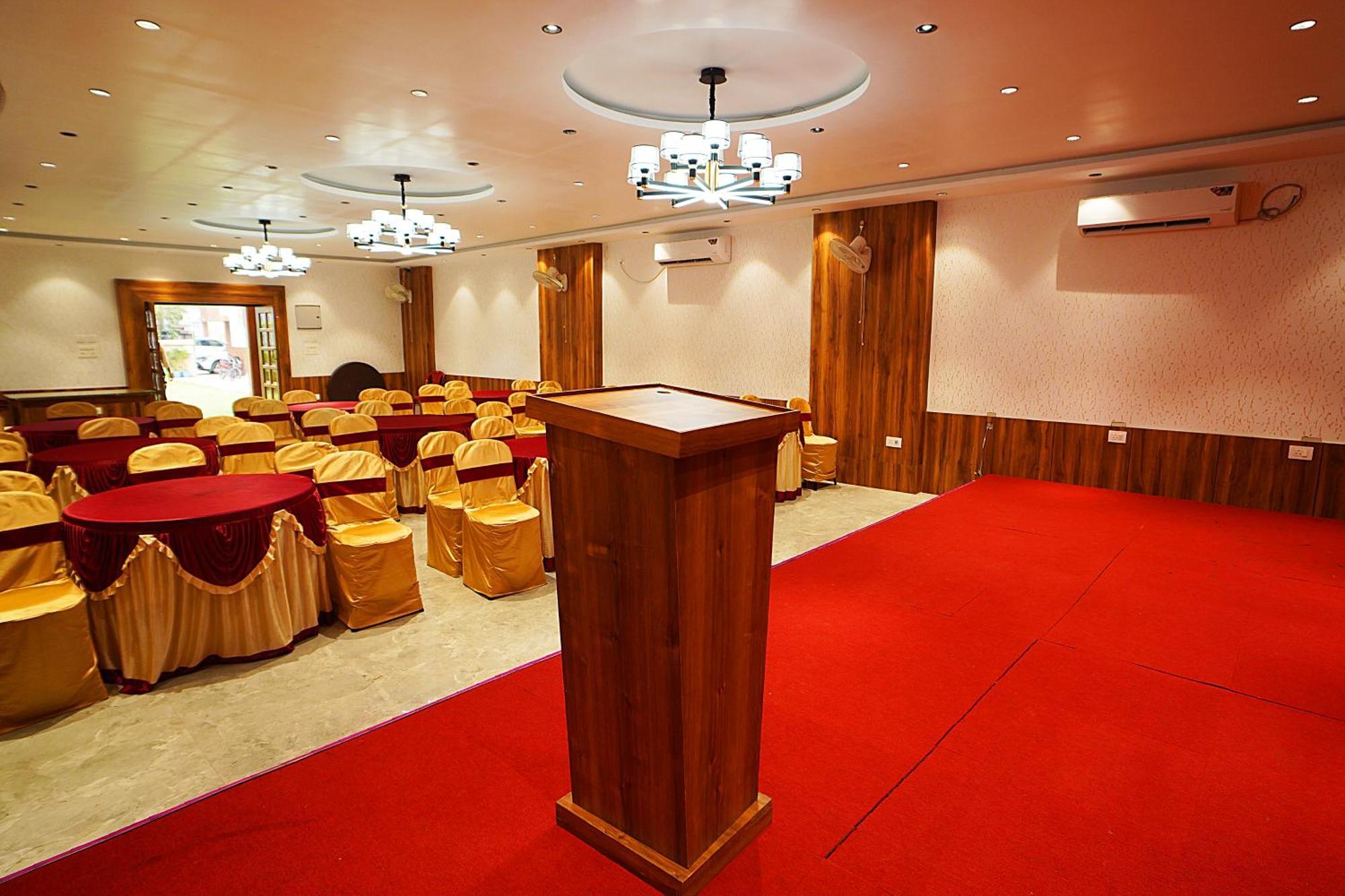 Blue Waves Hotel Tajpur Екстер'єр фото