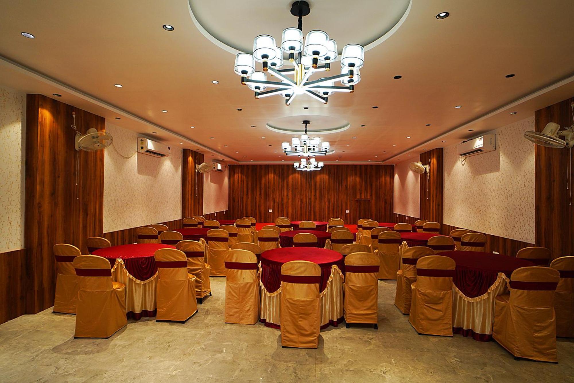 Blue Waves Hotel Tajpur Екстер'єр фото